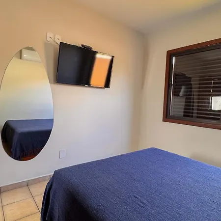 Apartamento familiar térreo cozinha tv smart ar-condicionado wifi em Taperapuan-2